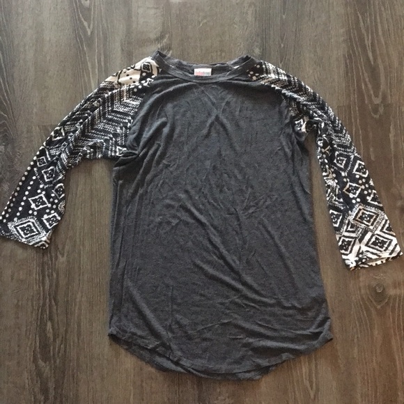 Used Lularoe Randy Tee - Picture 1 of 2